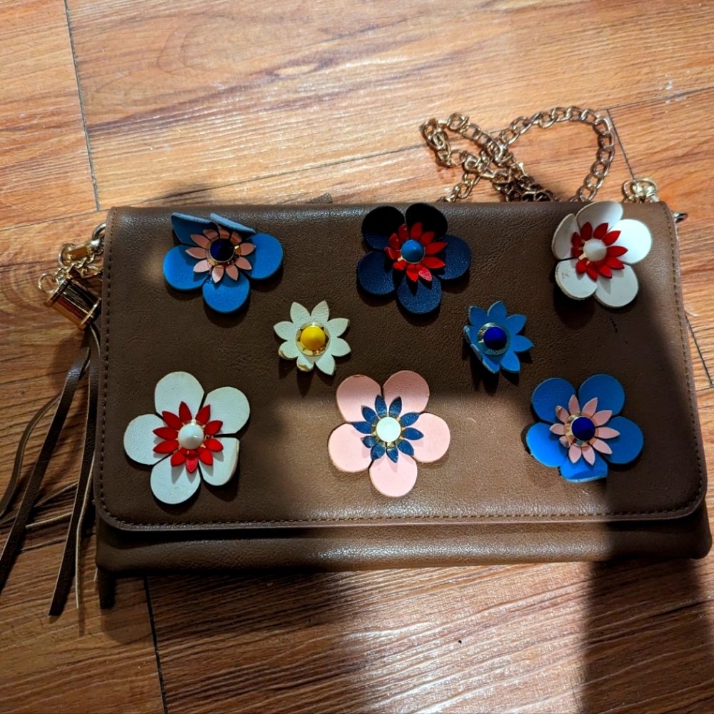 Huser Crossbody bag